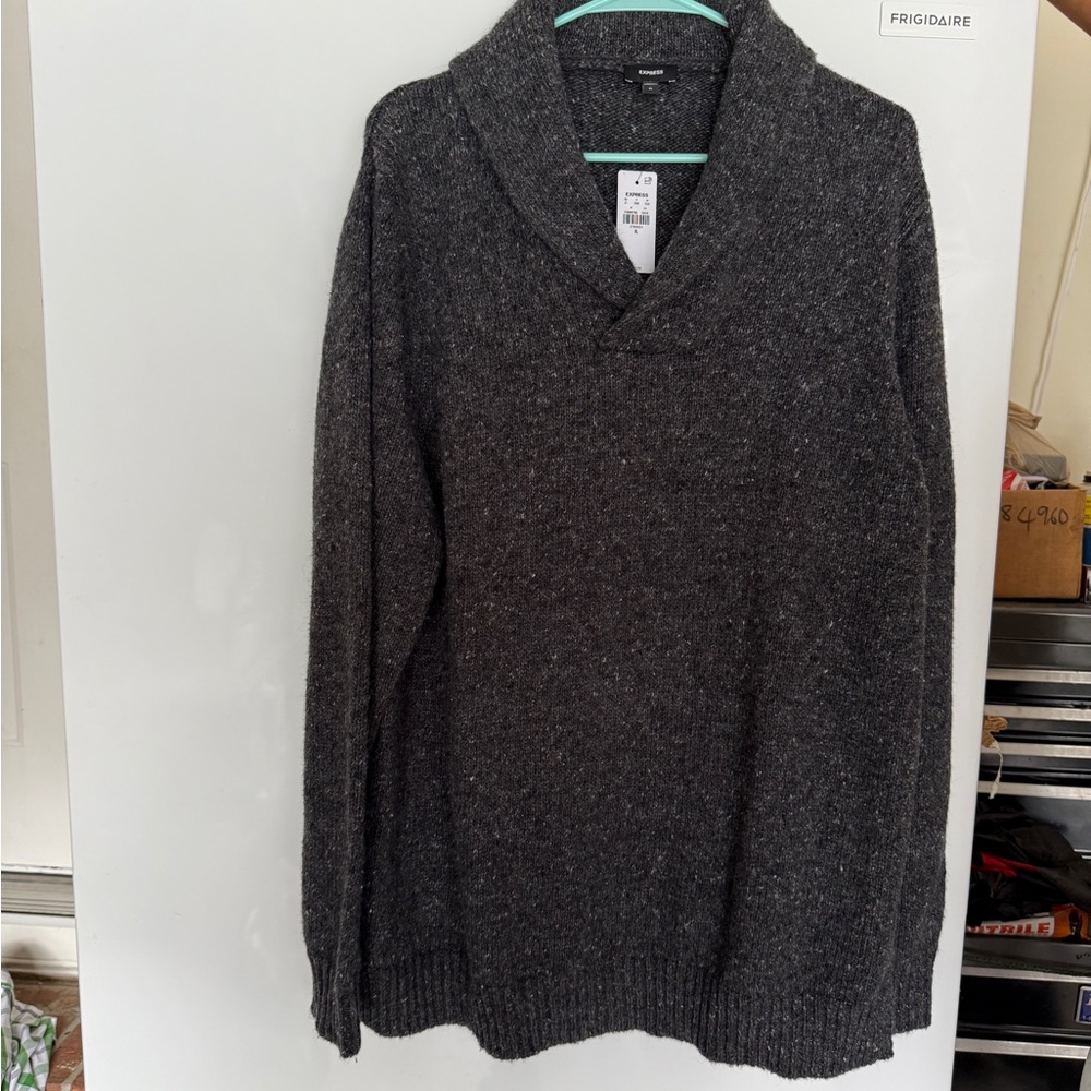 Express Men’s Sweater Size XL Grey Pullover Shawl Collar